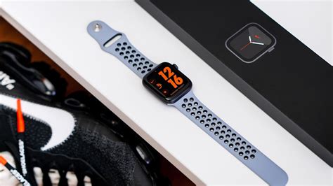 Apple Watch Series 6 Nike Edition Review Youtube