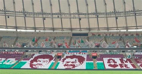 Torcida Do Fluminense Prepara Mosaico No Maracan Provoca Es Ao