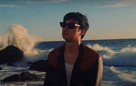 Joji Announces November Release Of New Album ‘smithereens