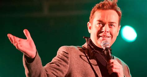 Itv Celebrity Catchphrase Stephen Mulhern S Life From Eastenders Star