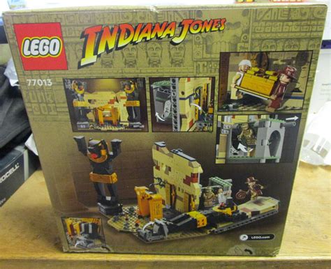 Lego Indiana Jones Escape From The Lost Tomb Ebay