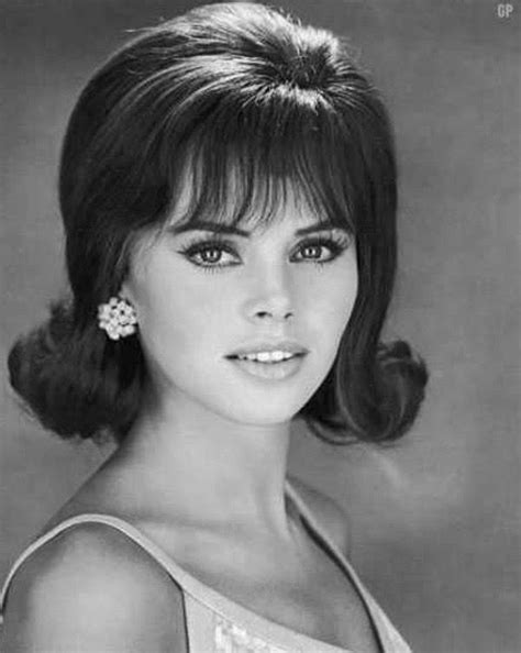 The Flip Hairdo 1960 Hairstyles Vintage Hairstyles 1960s Hair