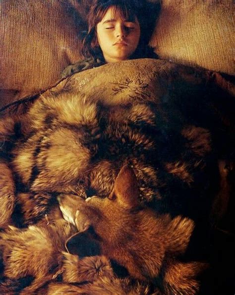 Bran Stark And His Direwolf Summer Game Of Thrones Game Of Thrones Tv Game Of Trones