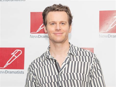 jonathan groff nudes 7