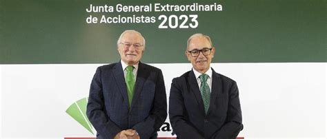 RELEVO UNICAJA Azuaga Deja La Presidencia De Unicaja Tras Ceder El