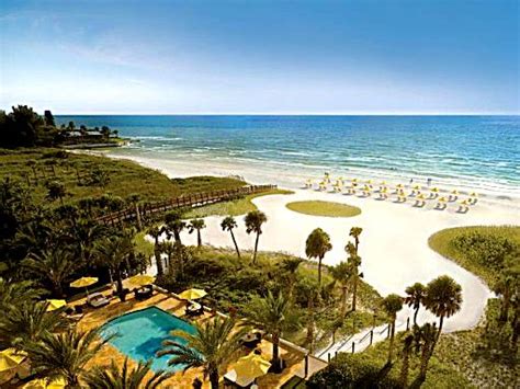 Top 18 Beachfront Hotels in Sarasota - Emmy Cruz's Guide