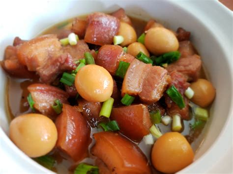 Thịt Ba Chỉ Kho Trứng Cút Instant Pot (Caramelized Pork Belly with Quail Eggs) – Katie's Test ...