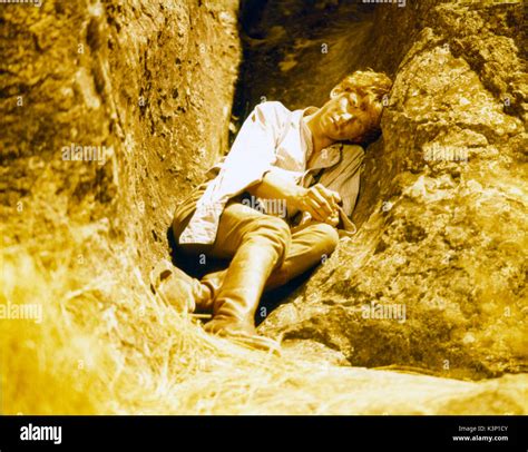 PICNIC AT HANGING ROCK [AUS 1975] DOMINIC GUARD Date: 1975 Stock Photo - Alamy