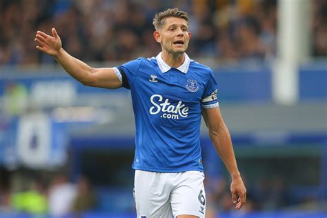 ‘he Typifies Everything James Tarkowski Says £20m Everton Player Is