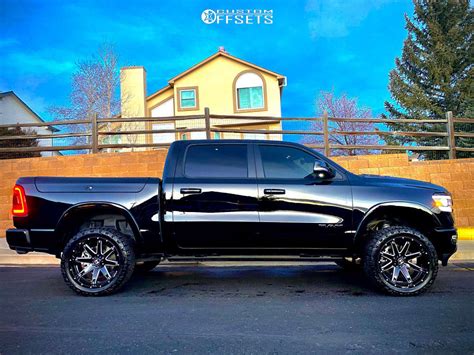 2020 Ram 1500 With 22x10 25 Hostile Alpha And 33125r22 Nitto Ridge Grappler And Suspension