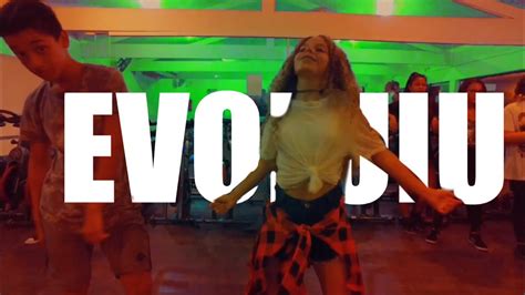 Evoluiu Kevin o Cris ft Sodré Coreografia Thi Oficial YouTube