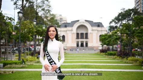 Miss Earth Việt Nam thi bikini và giới thiệu ống hút cỏ bảo vệ môi trường