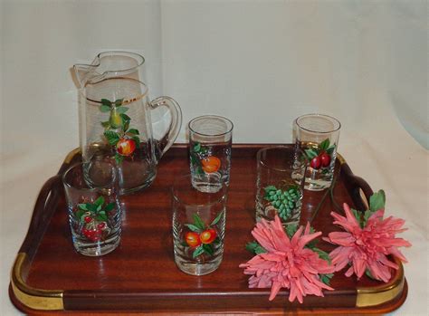 Vintage Mcm Fruit Pitcher And 5 Glasses Martini Cocktail Set Etsy Cocktail Set Martini