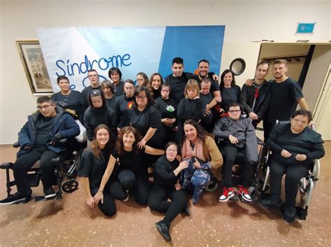 Síndrome De Down Castellón Y El Colegio Lope Representan Reseteads Vuelve A Sentir Una Obra