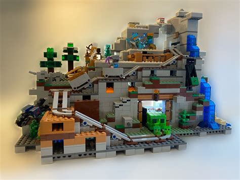 LEGO Minecraft The Mountain Cave 21137 EBay