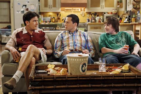 Two And A Half Men Wallpapers Top Free Two And A Half Men Backgrounds