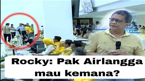 Momen Ketum Golkar Airlangga Hartarto Tinggalkan Rocky Gerung Saat