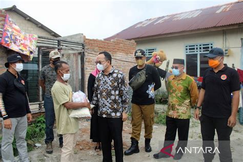 Bupati Bangka Tengah Ingatkan Warga Pesisir Waspadai Cuaca Ekstrem