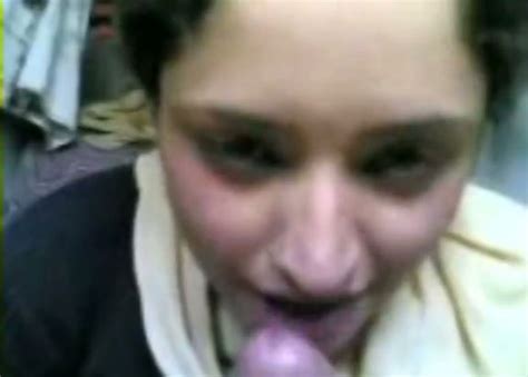 Attractive Amateur Girl Gives Head Before Steamy Missionary Style Fuck