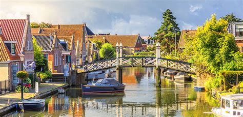 Fietsvakantie De Friese Steden Hotel In Friesland Rijs