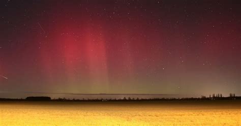 Polarlichter Leuchten Ber Teilen Von Deutschland