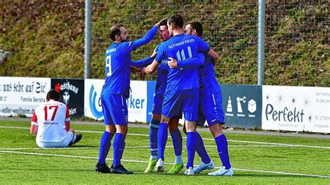 Tus Efringen Kirchen Siegt Bei Schlusslicht Fc Rot Wei Weilheim