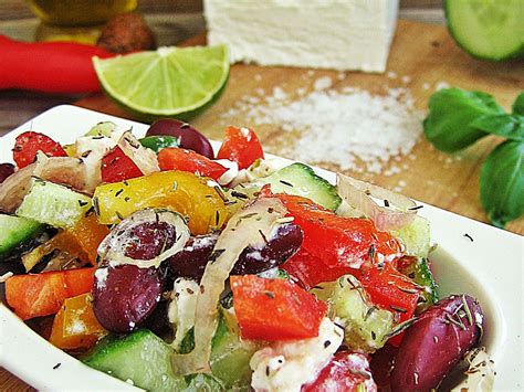 Salata Od Feta Sira Krastavaca Graha Coolinarika