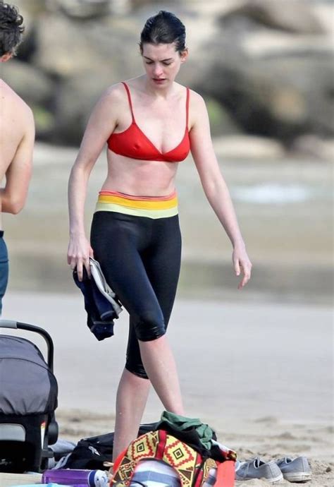 Anne Hathaway Extreme Bikini