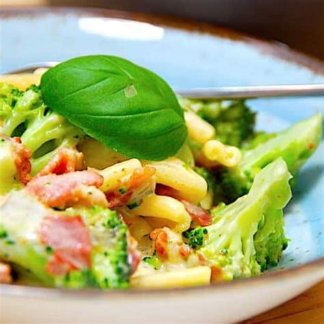 Cremet Pasta Med Bacon Og Broccoli One Pot Opskrift Madens Verden