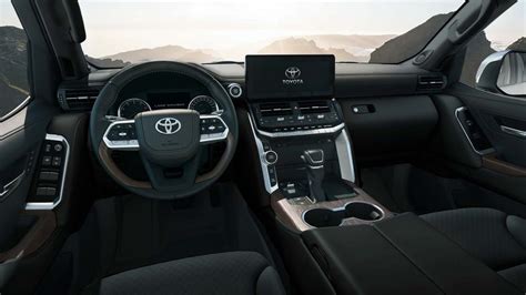 Toyota-LC-300-VX-interior - Mega Autos