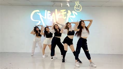 ITZY SNEAKERS Dance Cover By LYCORIX YouTube