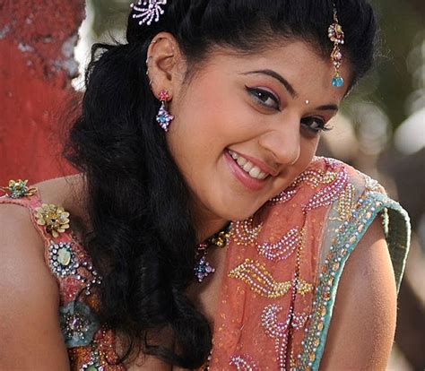 Sexy Girls Tapsee Panu Hot Stills