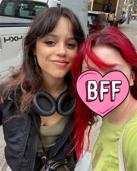 Jenna Ortega Fan Acc On Instagram Jenna With A Fan She Looks So Pretty