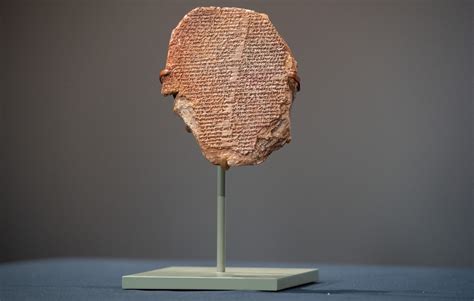 US Returns Ancient Gilgamesh Tablet To Iraq - i24NEWS