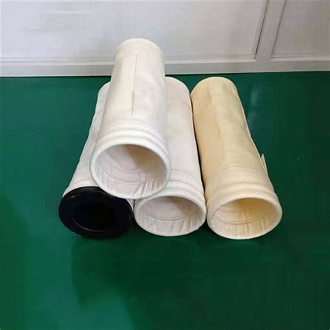 China 550g Polyester Industrial Dust Filter Bag Suppliers