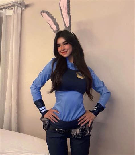 Pinterest Hot Halloween Outfits Pretty Halloween Costumes Halloween Outfits