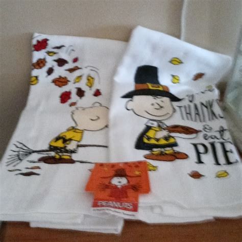 Peanuts Holiday Charlie Brown Kitchen Towels Poshmark