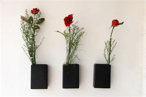 Ways To Design Floating Wall Vases Wikihow