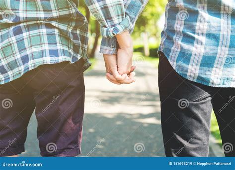 Los Pares Gay Aman Concepto Imagen De Archivo Imagen De Ocio Amigos