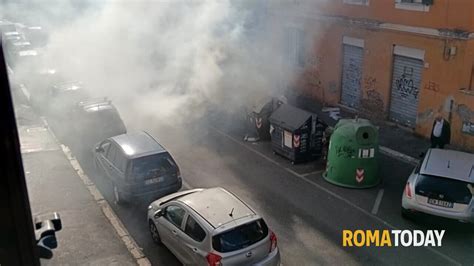 Lettori Incendio Di Un Cassonetto A Centocelle I Vicini Di Via Olivi