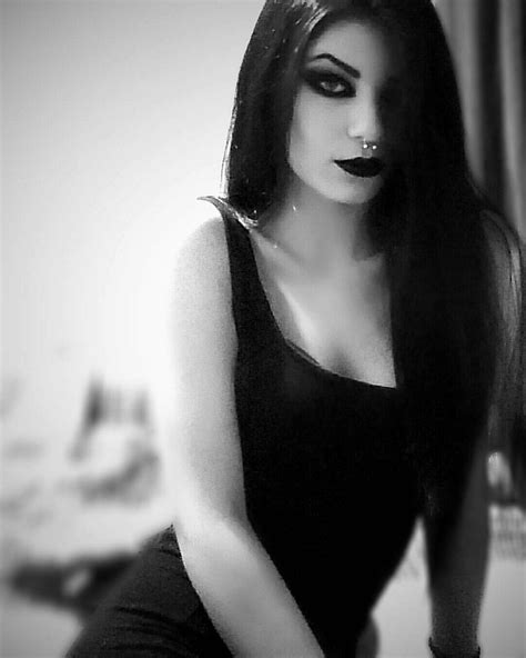 ╬ღladyblacktearღ╬ On Twitter 🌹🖤good Morning 🖤🌹 🖤♡ Sweetdarkness ♡🖤…