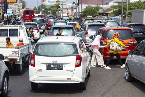 Jalur Arteri Pantura Mulai Ramai Antara Foto