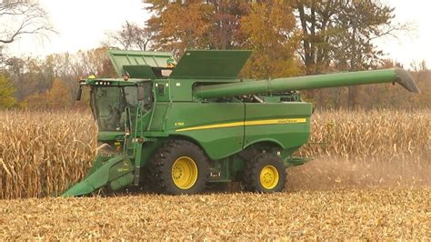 Harvest 2020 John Deere S660 Combine Harvesting Corn Corn Harvest 2020 Youtube