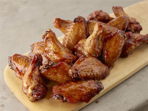 Smokey Bones Hornitos Black Barrel Wings Restaurant Magazine