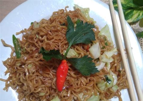 Resep Mie Goreng Gomak Oleh Yuni Kurniasih Cookpad