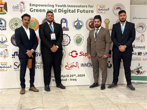 مشاركة طلبة المرحلة الرابعة في الملتقى العلمي الثالث لمشاريع التخرج