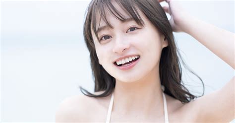 日向坂46・影山優佳、初水着のカット公開「すごく緊張」「私の新たな一面」：マピオンニュース