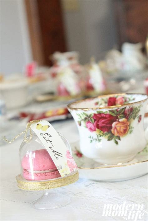 5 Tips to Host a Gorgeous Mad Hatter Tea Party - Modern Mom Life