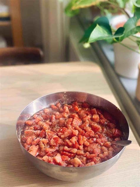 Heat Up Your Taste Buds With This Spicy Tomato Chilli Jam Recipe