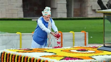 Independence Day 2022 Pm Modi Hoists National Flag And Addresses